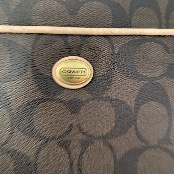 **NEW PRICE**COACH Zip top tote signature canvas NWOT  AUTHENTIC! - Picture 7 of 7